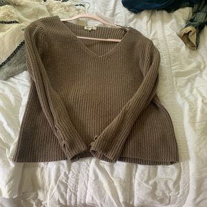 boutique v-neck sweater! super cozy and comfy